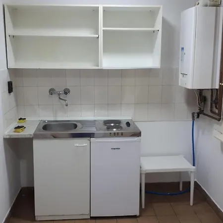 Balaton 85 Apartment Balatonalmadi