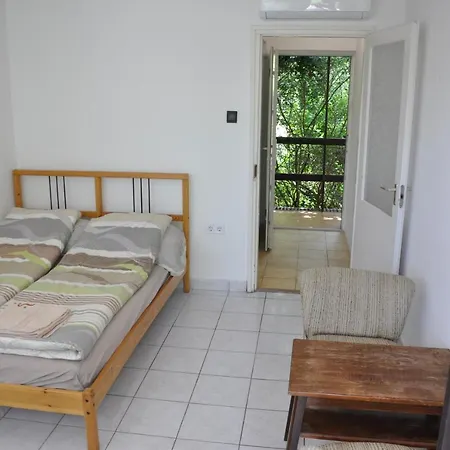 Apartment Balaton 85 Balatonalmadi